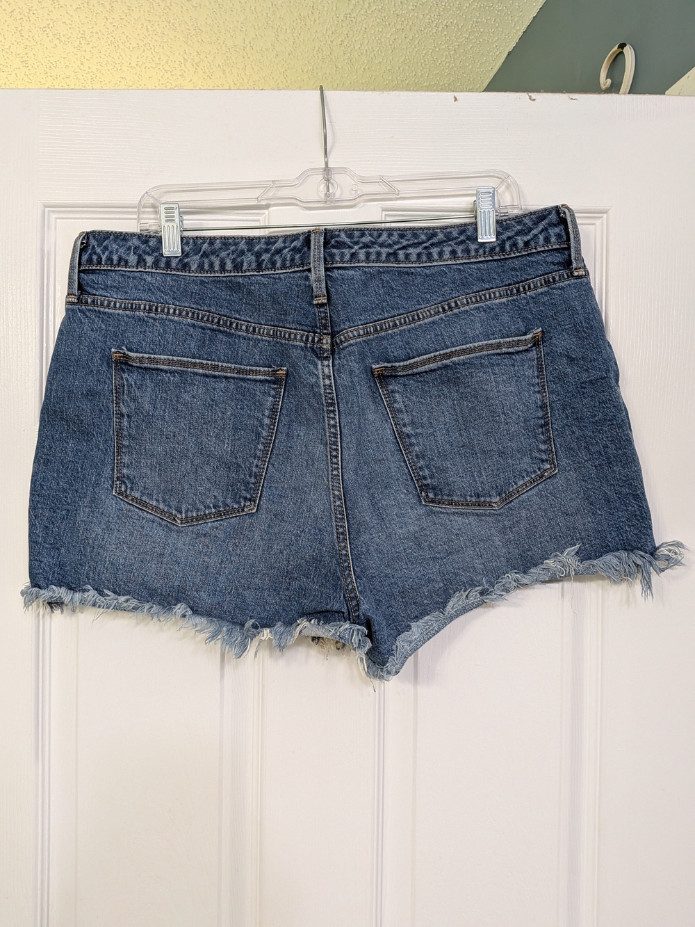 Universal Thread Distressed Denim Shorts - Picture 2 of 4